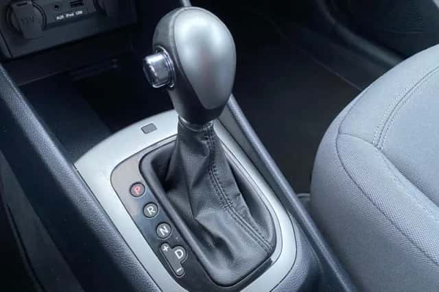 Kia Rio (2014) thumbnail 20