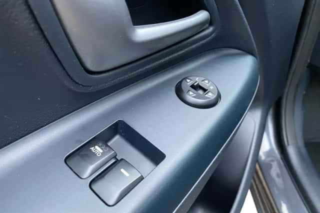 Kia Rio (2014) thumbnail 23