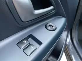 Kia Rio (2014) thumbnail 23