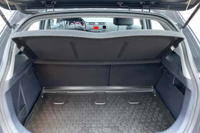 Kia Rio (2014) thumbnail 24