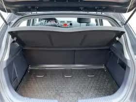 Kia Rio (2014) thumbnail 24