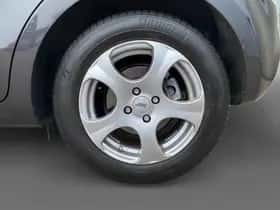Kia Rio (2014) thumbnail 25