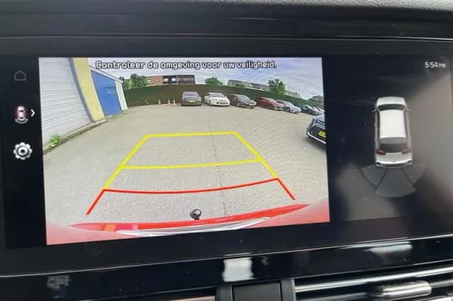 Kia Niro (2020) thumbnail 18
