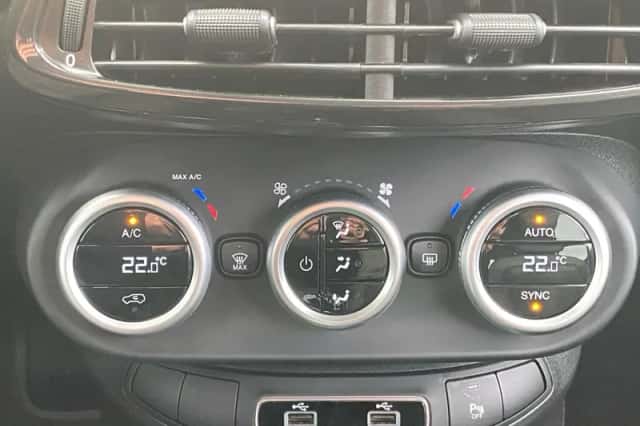 Fiat 500X (2024) thumbnail 23