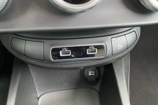Fiat 500X (2024) thumbnail 24