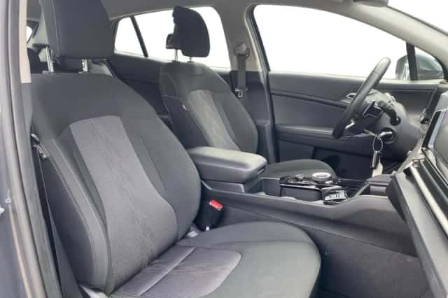 Kia Sportage (2023) thumbnail 11