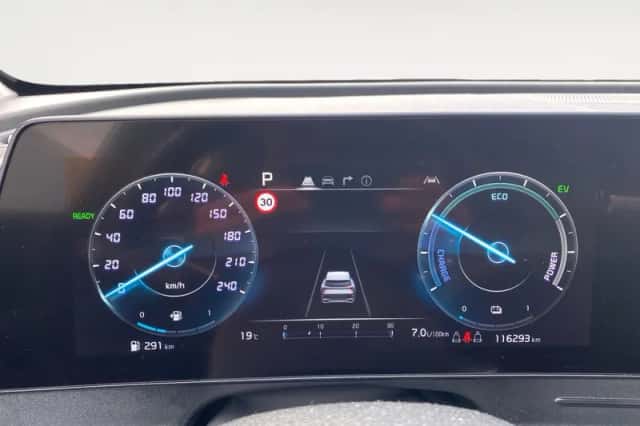 Kia Sportage (2023) thumbnail 18