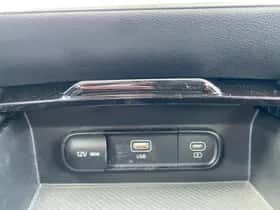 Kia Sportage (2023) thumbnail 24