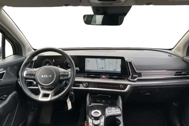 Kia Sportage (2023) thumbnail 8