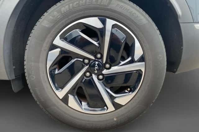 Kia Sportage (2023) thumbnail 9