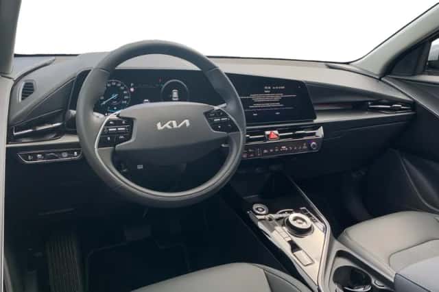 Kia Niro (2025) thumbnail 11