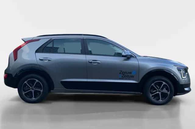 Kia Niro (2025) thumbnail 6