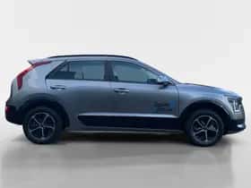 Kia Niro (2025) thumbnail 6