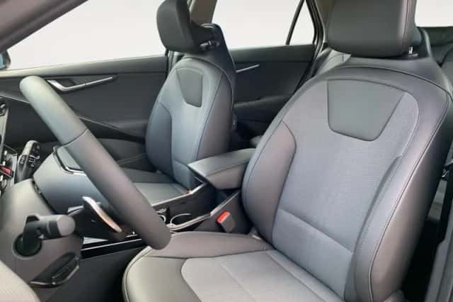 Kia Niro (2025) thumbnail 9