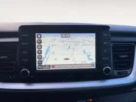 Kia Stonic (2018) thumbnail 20