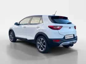Kia Stonic (2018) thumbnail 7