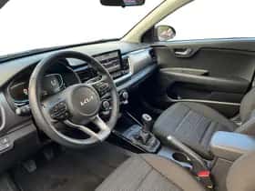 Kia Stonic (2025) thumbnail 11