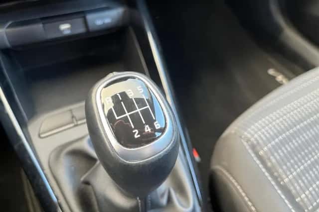 Kia Stonic (2025) thumbnail 21