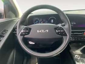 Kia Niro (2025) thumbnail 13