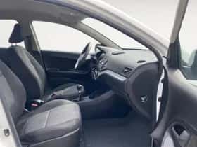 Kia Picanto (2017) thumbnail 19
