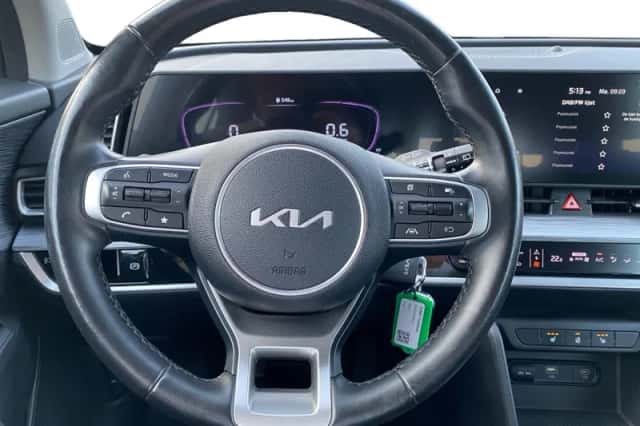 Kia Sportage (2023) thumbnail 11