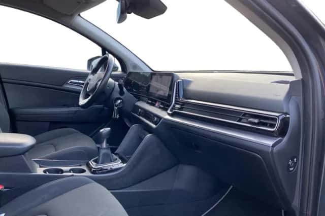 Kia Sportage (2023) thumbnail 14