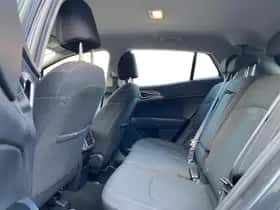 Kia Sportage (2023) thumbnail 16