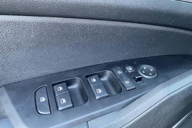 Kia Sportage (2023) thumbnail 24