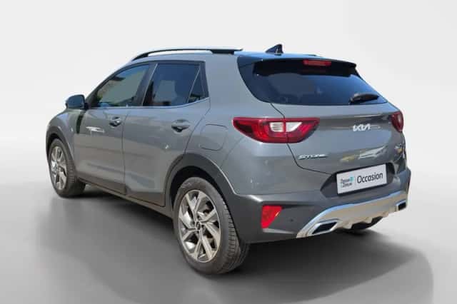 Kia Stonic (2022) thumbnail 2