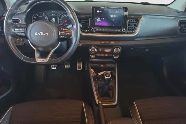 Kia Stonic (2022) thumbnail 11