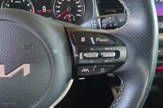Kia Stonic (2022) thumbnail 15