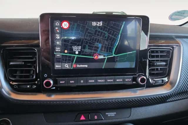 Kia Stonic (2022) thumbnail 17
