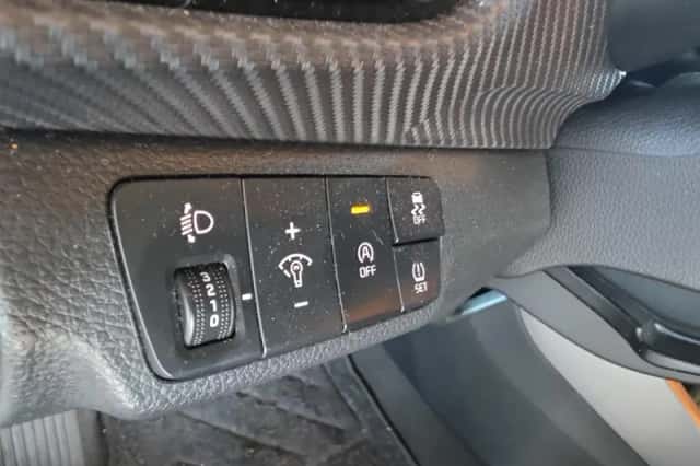 Kia Stonic (2022) thumbnail 21