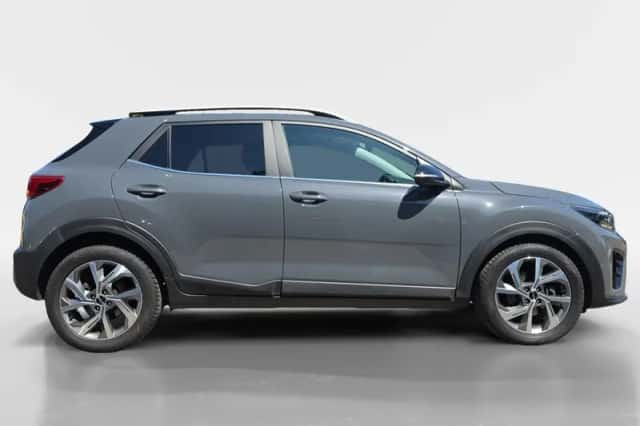 Kia Stonic (2022) thumbnail 5