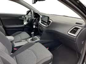 Kia Ceed (2024) thumbnail 11