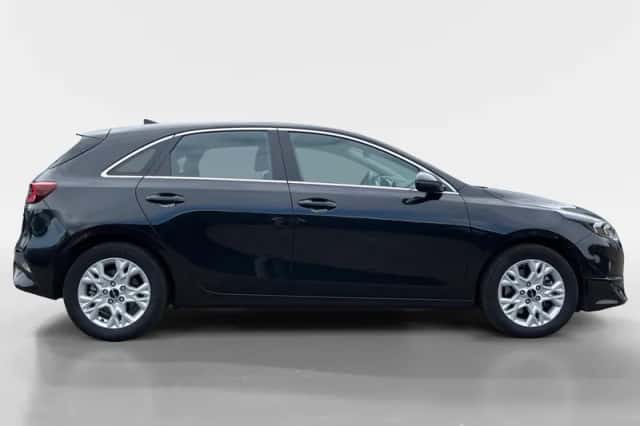 Kia Ceed (2024) thumbnail 5