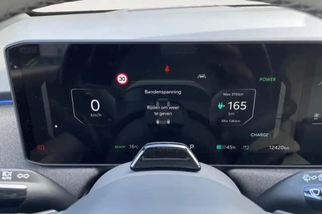 Kia EV3 (2024) thumbnail 17