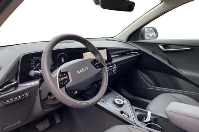 Kia Niro (2025) thumbnail 11