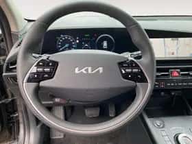 Kia Niro (2025) thumbnail 13