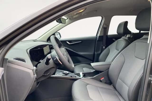Kia Niro (2025) thumbnail 8