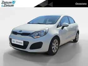 Kia Rio (2014) thumbnail 1