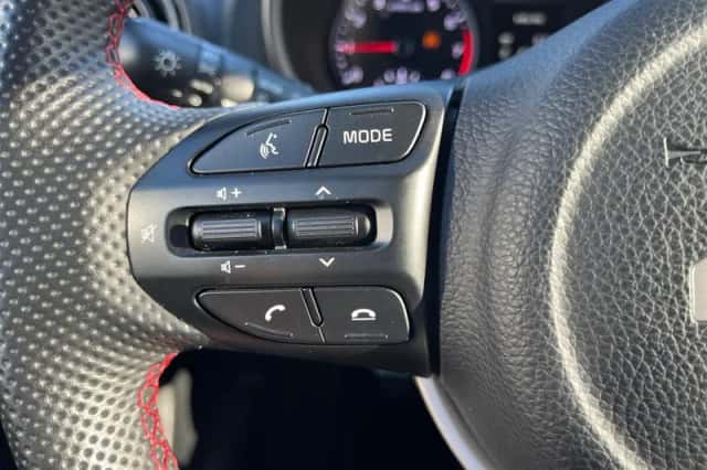 Kia Picanto (2023) thumbnail 14