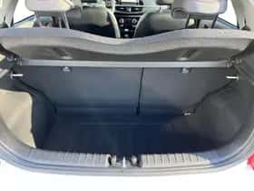 Kia Picanto (2023) thumbnail 22
