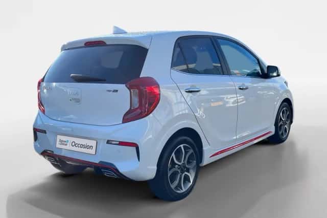 Kia Picanto (2023) thumbnail 4