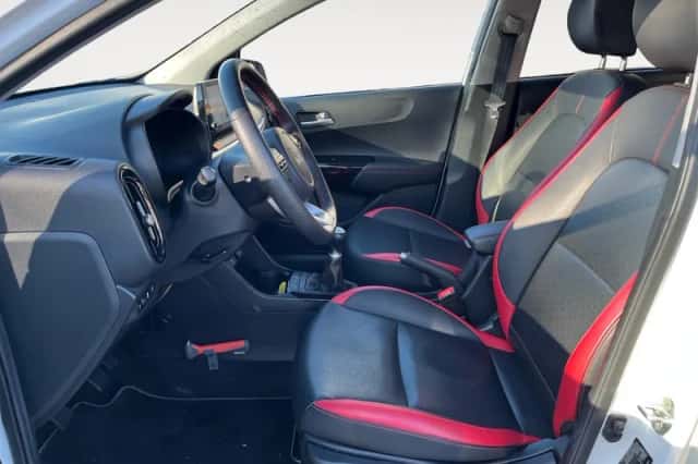 Kia Picanto (2023) thumbnail 7