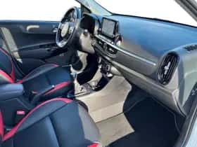 Kia Picanto (2023) thumbnail 9