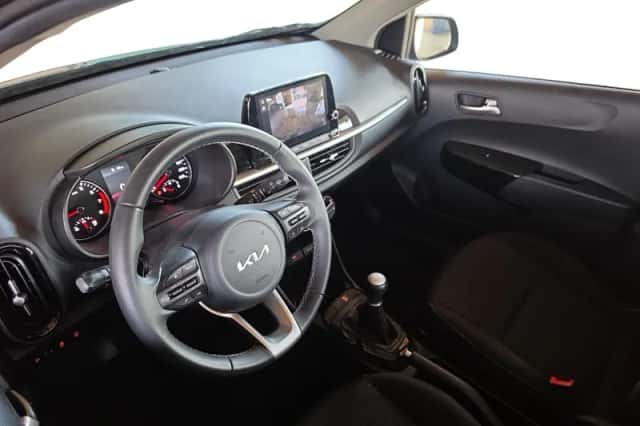 Kia Picanto (2023) thumbnail 10