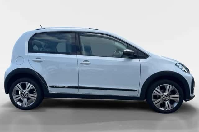 Volkswagen Up! (2017) thumbnail 5