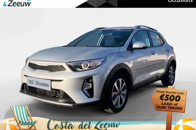 Kia Stonic (2023) thumbnail 1