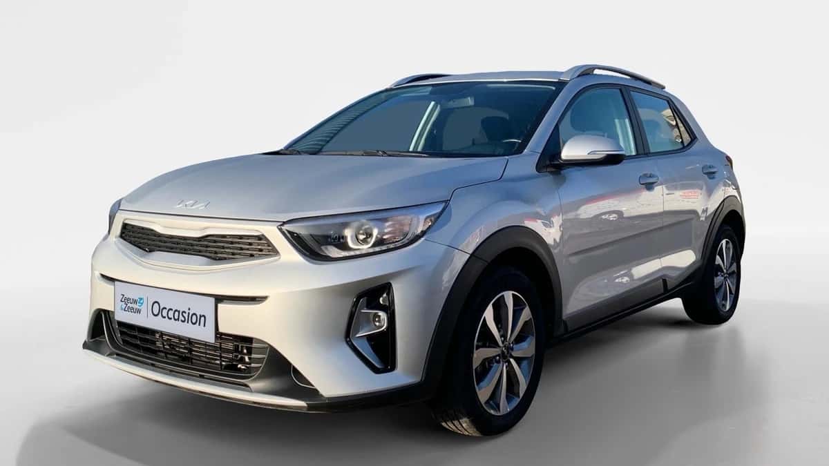 Kia Stonic (2023) — foto 1